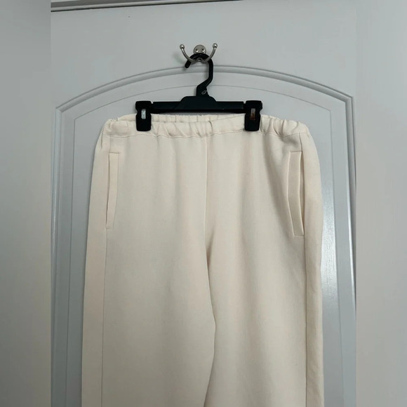 XiRENA Cream Jogger Sweatpants size medium made in Italy - Picture 2 of 10